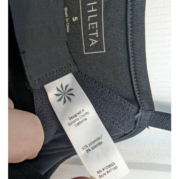 Athleta Dress Tank Built In Bra Tenniscore Golf Pickleball Challengers Zendaya - Picture 5 of 8